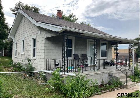 Photo of 5425 S 23 Street, Omaha, NE 68107 (MLS # 22607774)