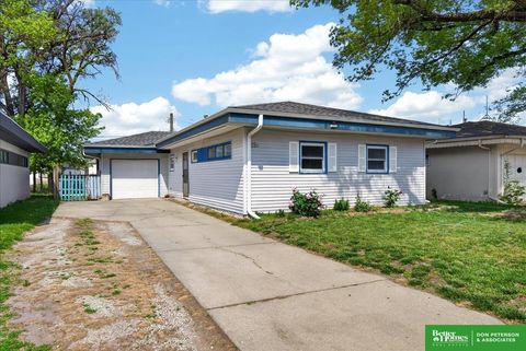 Photo of 251 N Lincoln Avenue, Fremont, NE 68025 (MLS # 22613754)