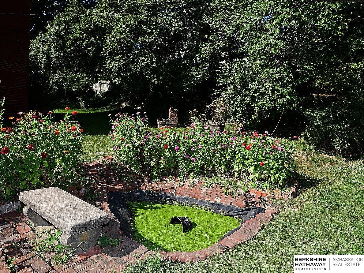 Omaha, Nebraska 68111, United States, 4 Bedrooms Bedrooms, ,2 BathroomsBathrooms,Residential,Pending,210284