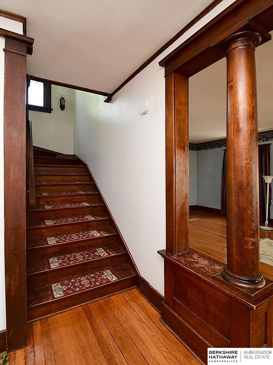 Omaha, Nebraska 68111, United States, 4 Bedrooms Bedrooms, ,2 BathroomsBathrooms,Residential,Pending,210284