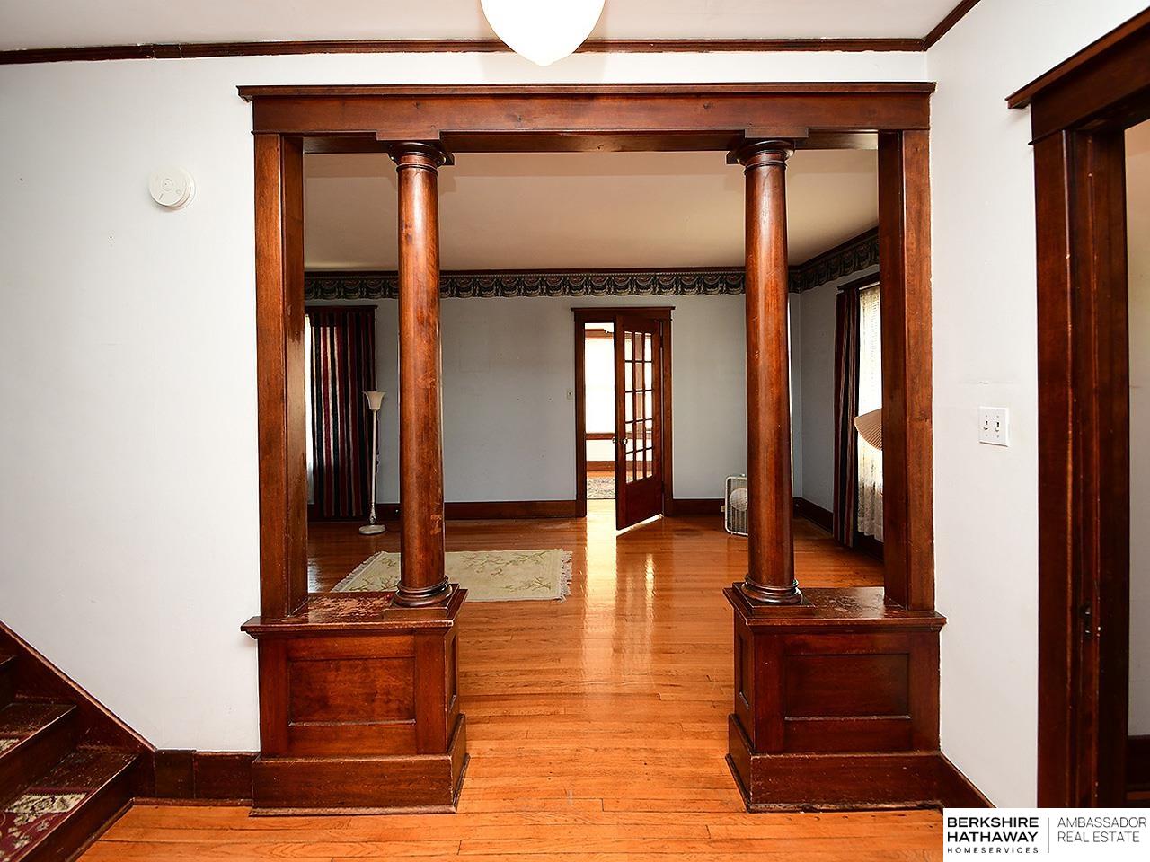 Omaha, Nebraska 68111, United States, 4 Bedrooms Bedrooms, ,2 BathroomsBathrooms,Residential,Pending,210284