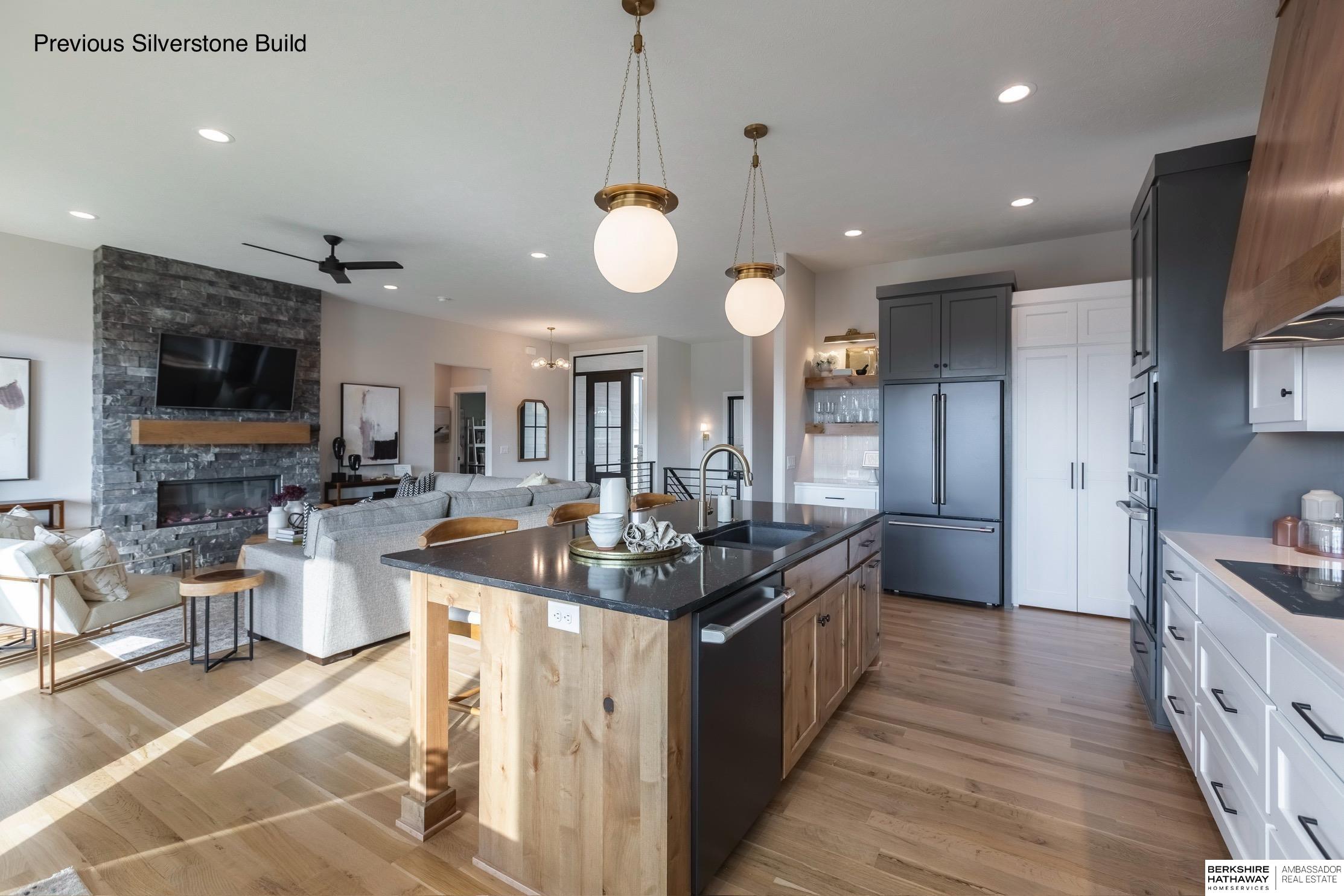 Omaha, Nebraska 68135, United States, 5 Bedrooms Bedrooms, ,2 BathroomsBathrooms,Residential,Active,192498