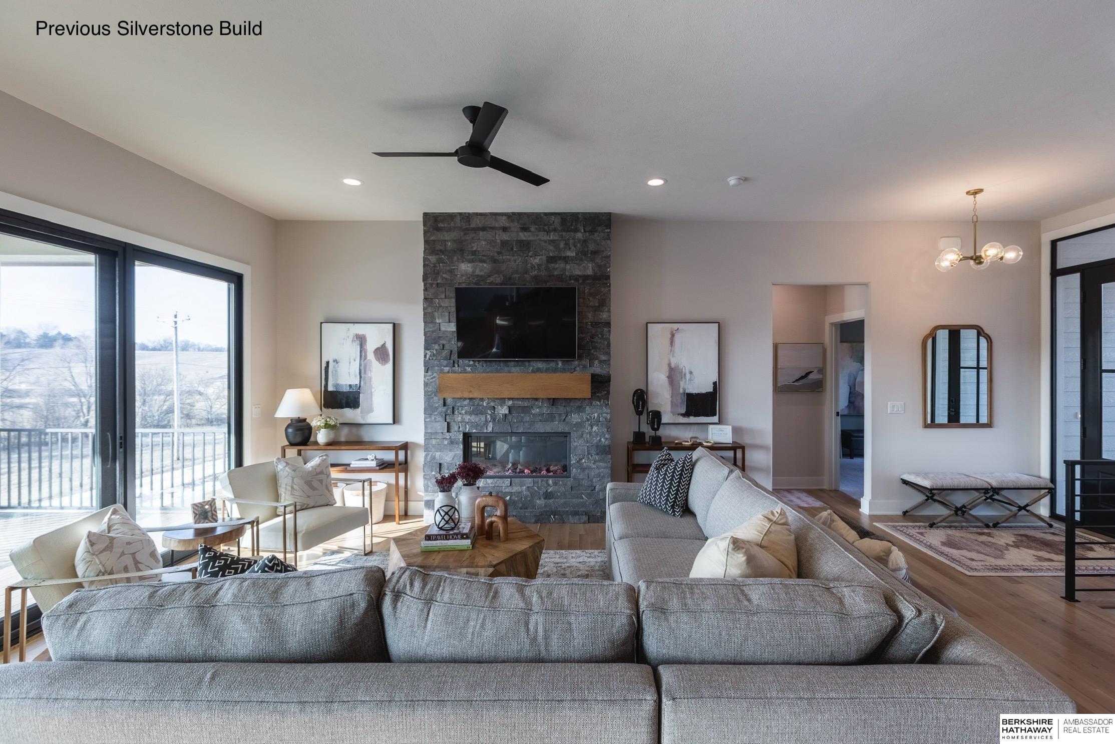 Omaha, Nebraska 68135, United States, 5 Bedrooms Bedrooms, ,2 BathroomsBathrooms,Residential,Active,192498