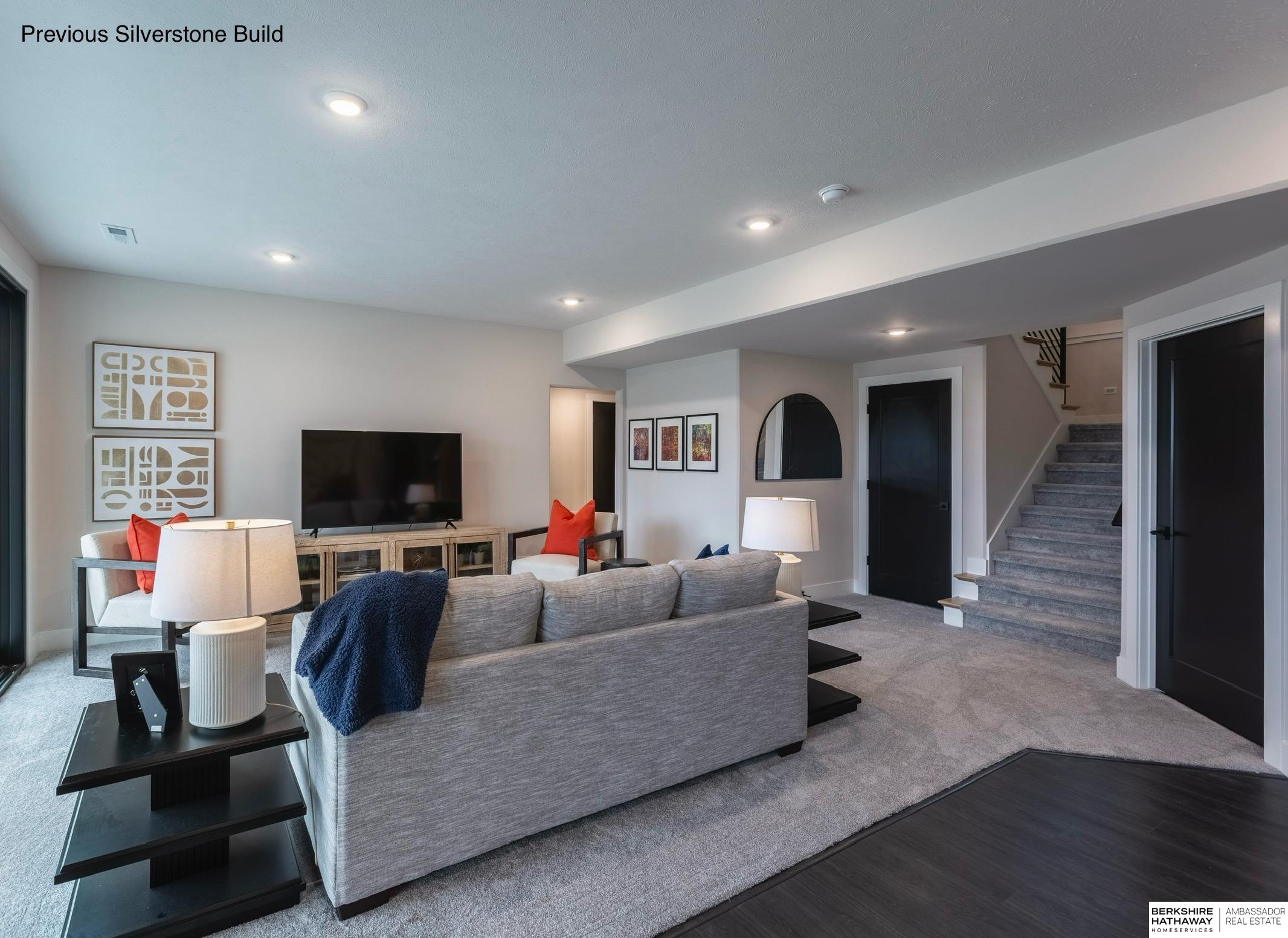 Omaha, Nebraska 68135, United States, 5 Bedrooms Bedrooms, ,2 BathroomsBathrooms,Residential,Active,192498