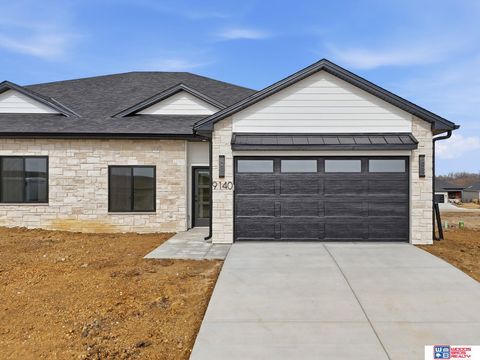 Photo of 9140 Lucena Drive, Lincoln, NE 68520 (MLS # 22612609)