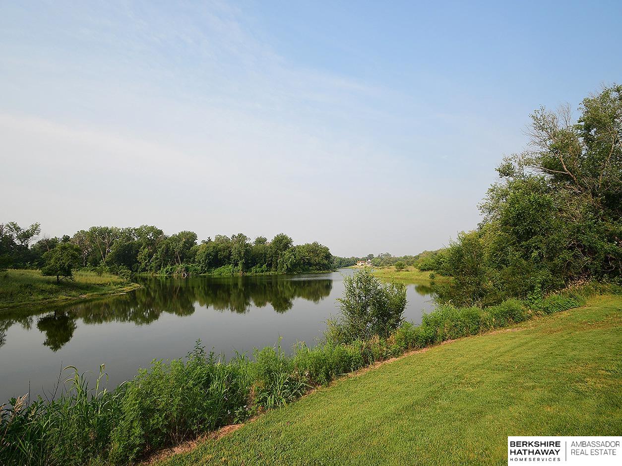 Papillion, Nebraska 68046, United States, 4 Bedrooms Bedrooms, ,2 BathroomsBathrooms,Residential,Active,186309