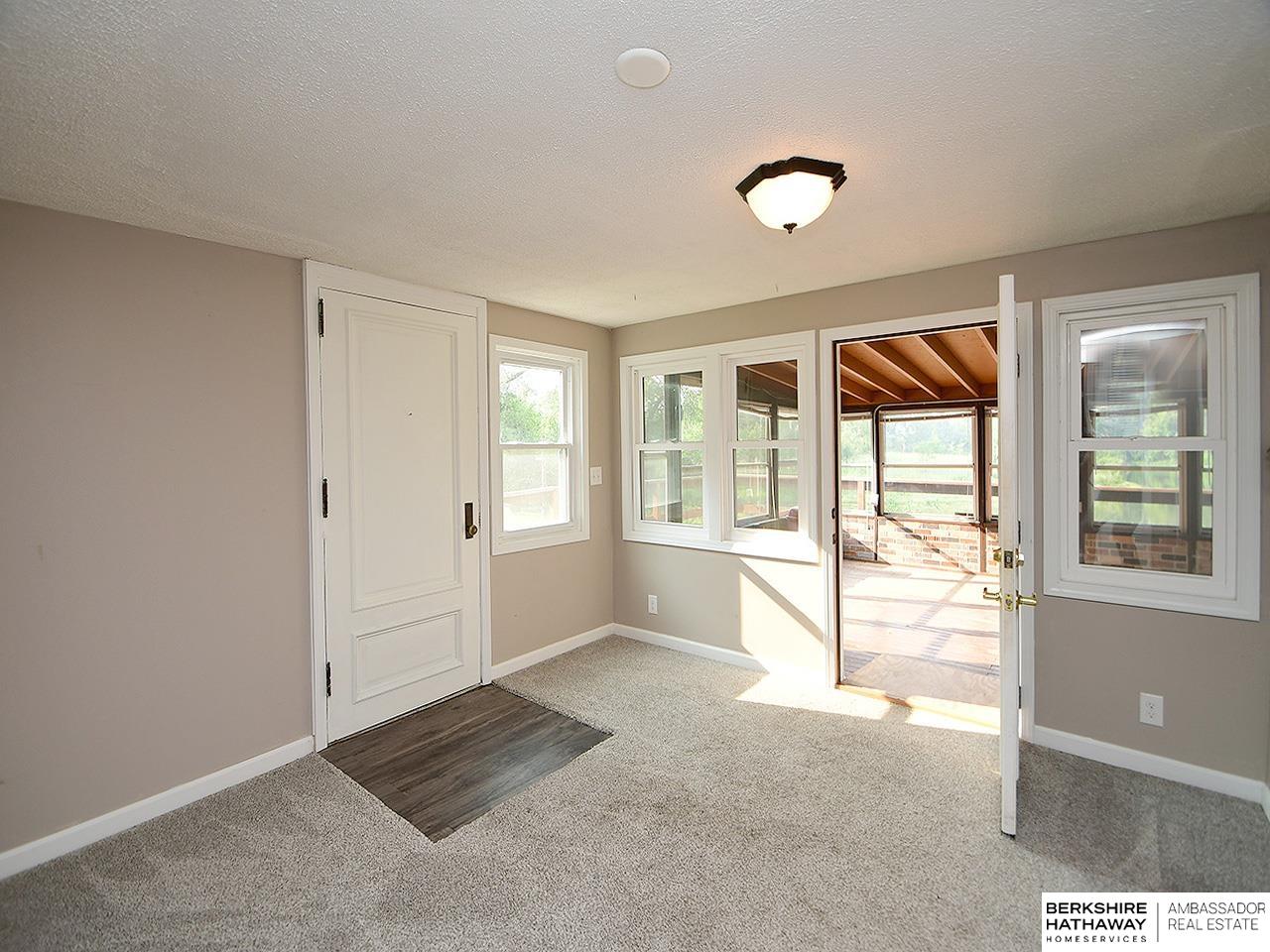 Papillion, Nebraska 68046, United States, 4 Bedrooms Bedrooms, ,2 BathroomsBathrooms,Residential,Active,186309