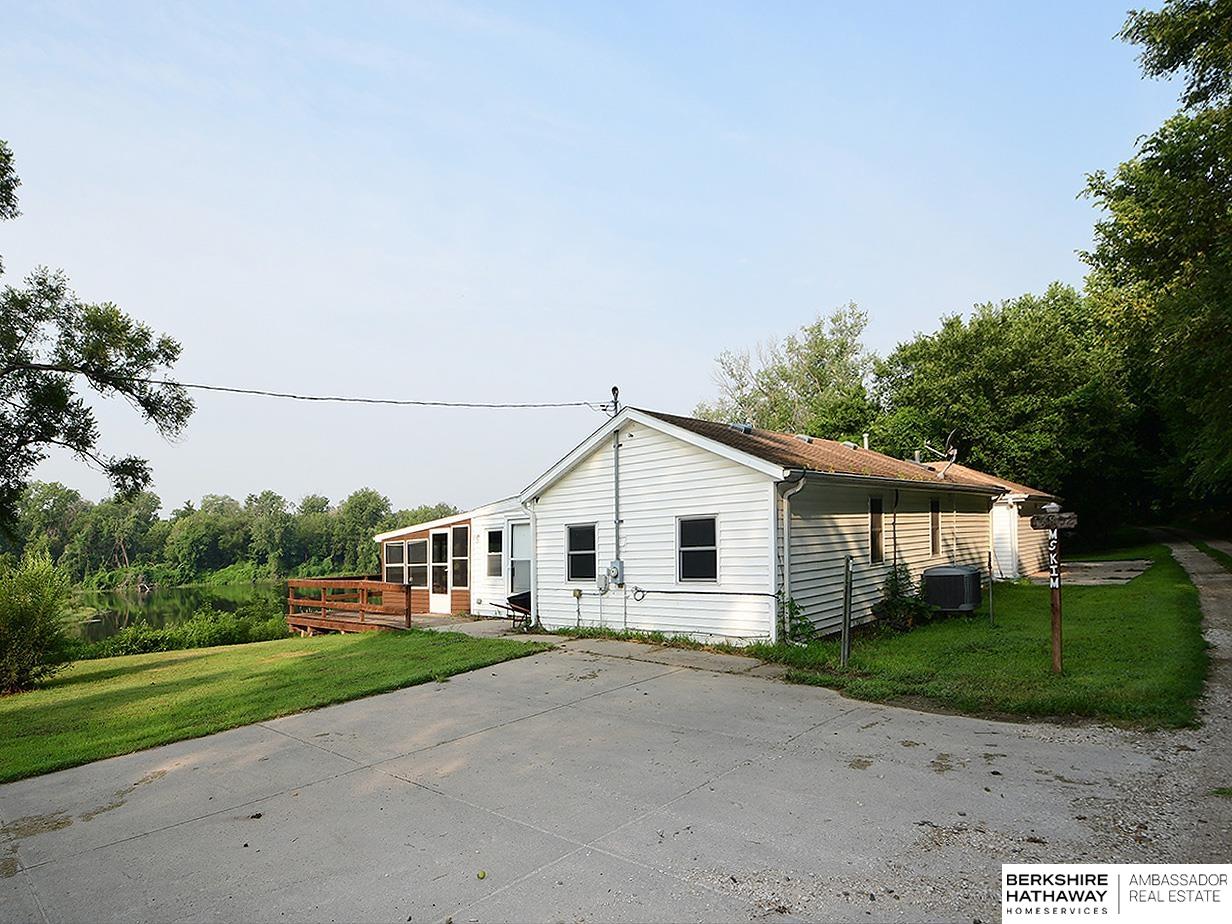 Papillion, Nebraska 68046, United States, 4 Bedrooms Bedrooms, ,2 BathroomsBathrooms,Residential,Active,186309