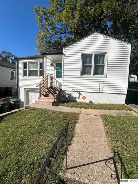 Photo of 3342 N 41st Street, Omaha, NE 68111 (MLS # 22606867)