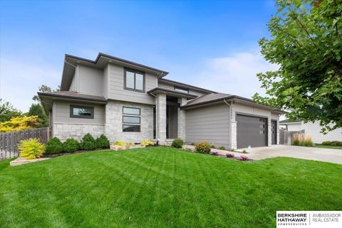 Photo of 18884 Patrick Circle, Elkhorn, NE 68022 (MLS # 22526800)