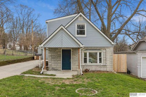 Photo of 6111 Spaulding Street, Omaha, NE 68104 (MLS # 22609141)