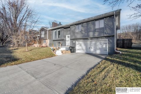 Photo of 7335 N 80th Street, Omaha, NE 68122 (MLS # 22603400)