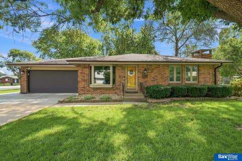 Photo of 5000 Canterbury Lane, Lincoln, NE 68512 (MLS # 22624578)