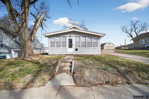 Photo of 4514 Camden Avenue, Omaha, NE 68104 (MLS # 22607717)