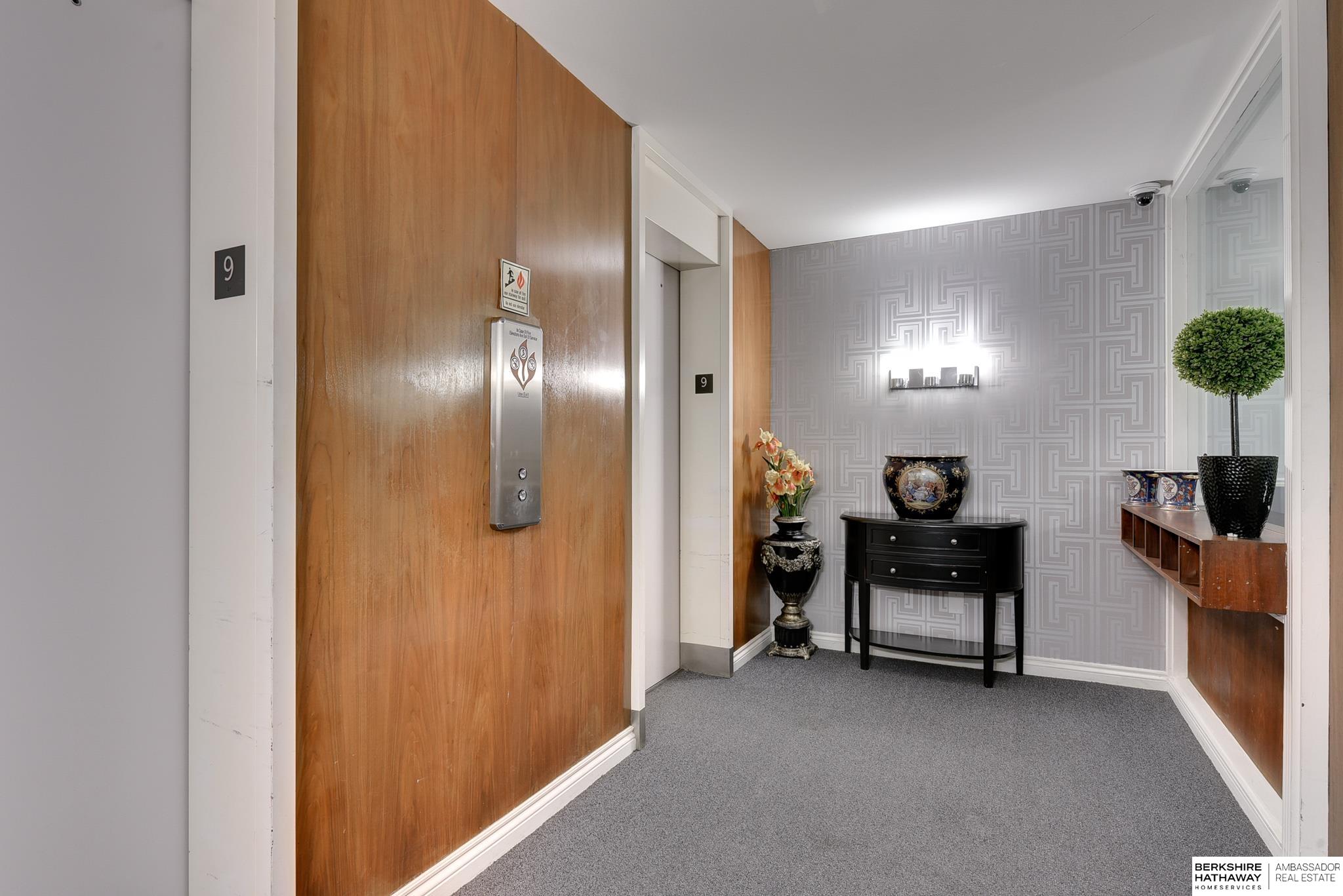 Omaha, Nebraska 68131, United States, 1 Bedroom Bedrooms, ,1 BathroomBathrooms,Residential,Active,169000