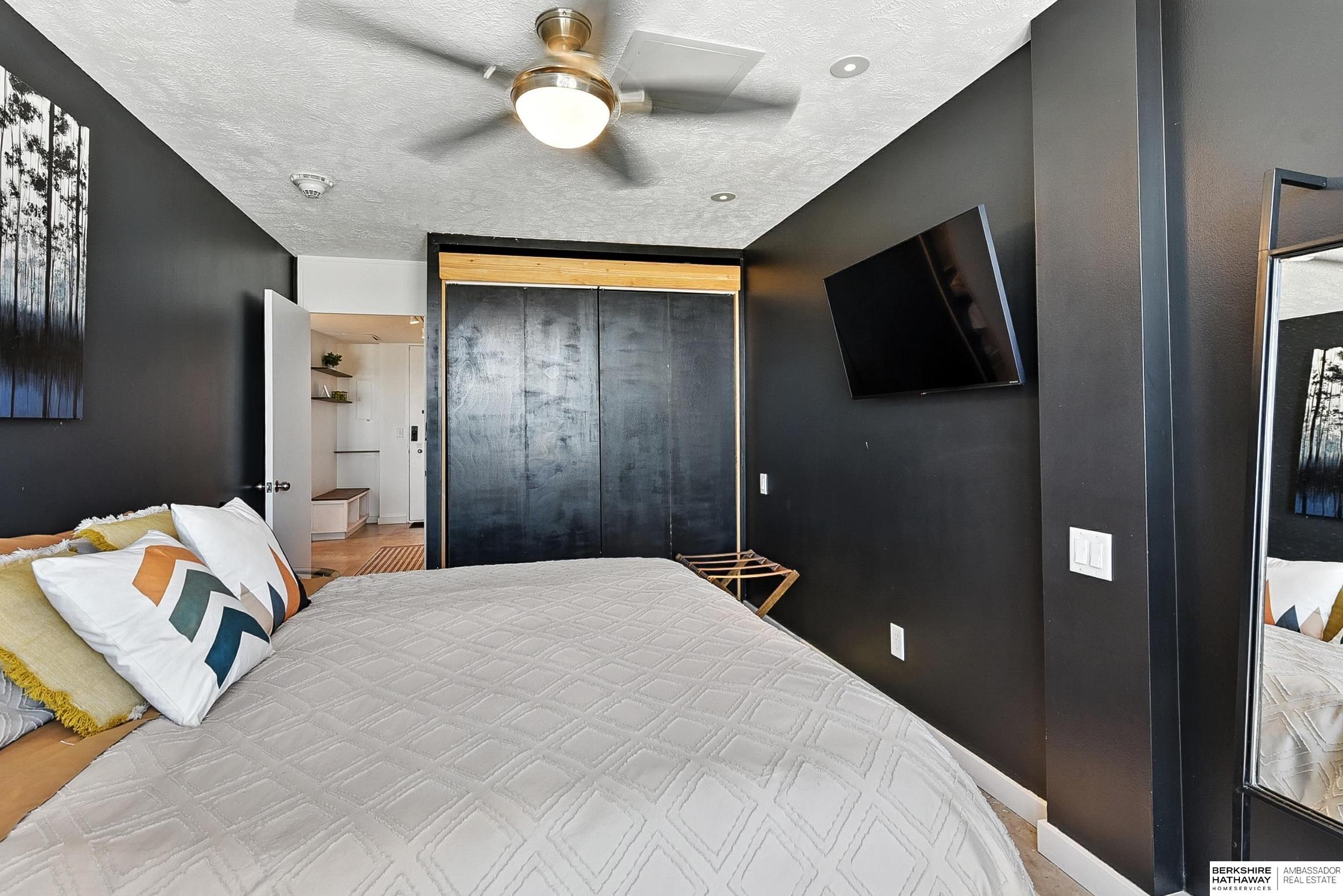 Omaha, Nebraska 68131, United States, 1 Bedroom Bedrooms, ,1 BathroomBathrooms,Residential,Active,169000