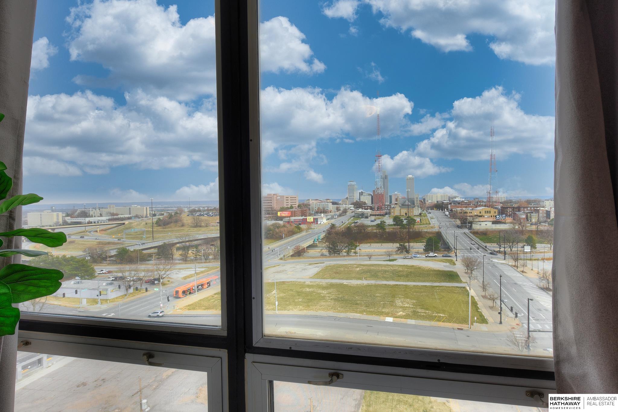 Omaha, Nebraska 68131, United States, 1 Bedroom Bedrooms, ,1 BathroomBathrooms,Residential,Active,169000