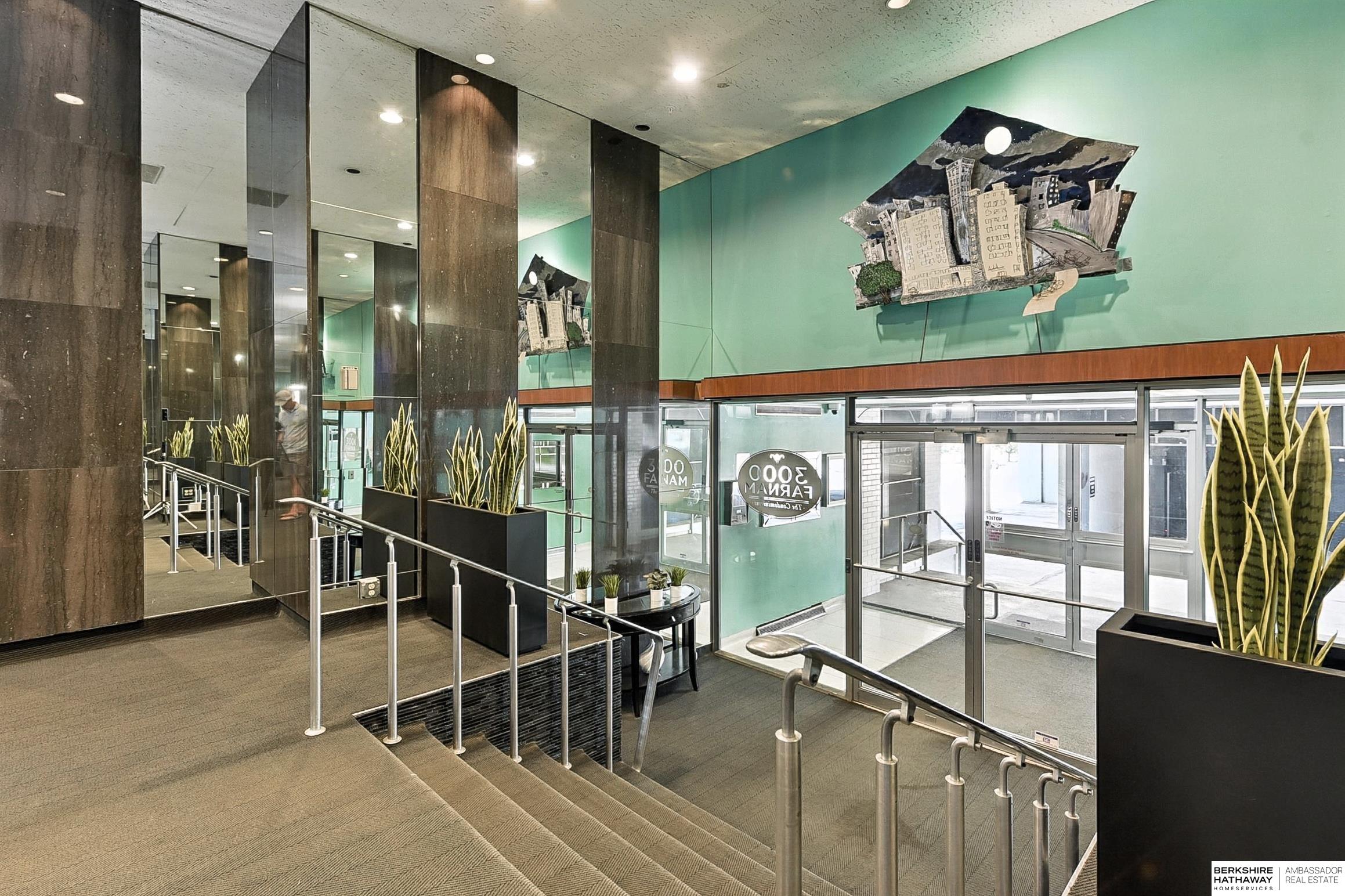 Omaha, Nebraska 68131, United States, 1 Bedroom Bedrooms, ,1 BathroomBathrooms,Residential,Active,169000