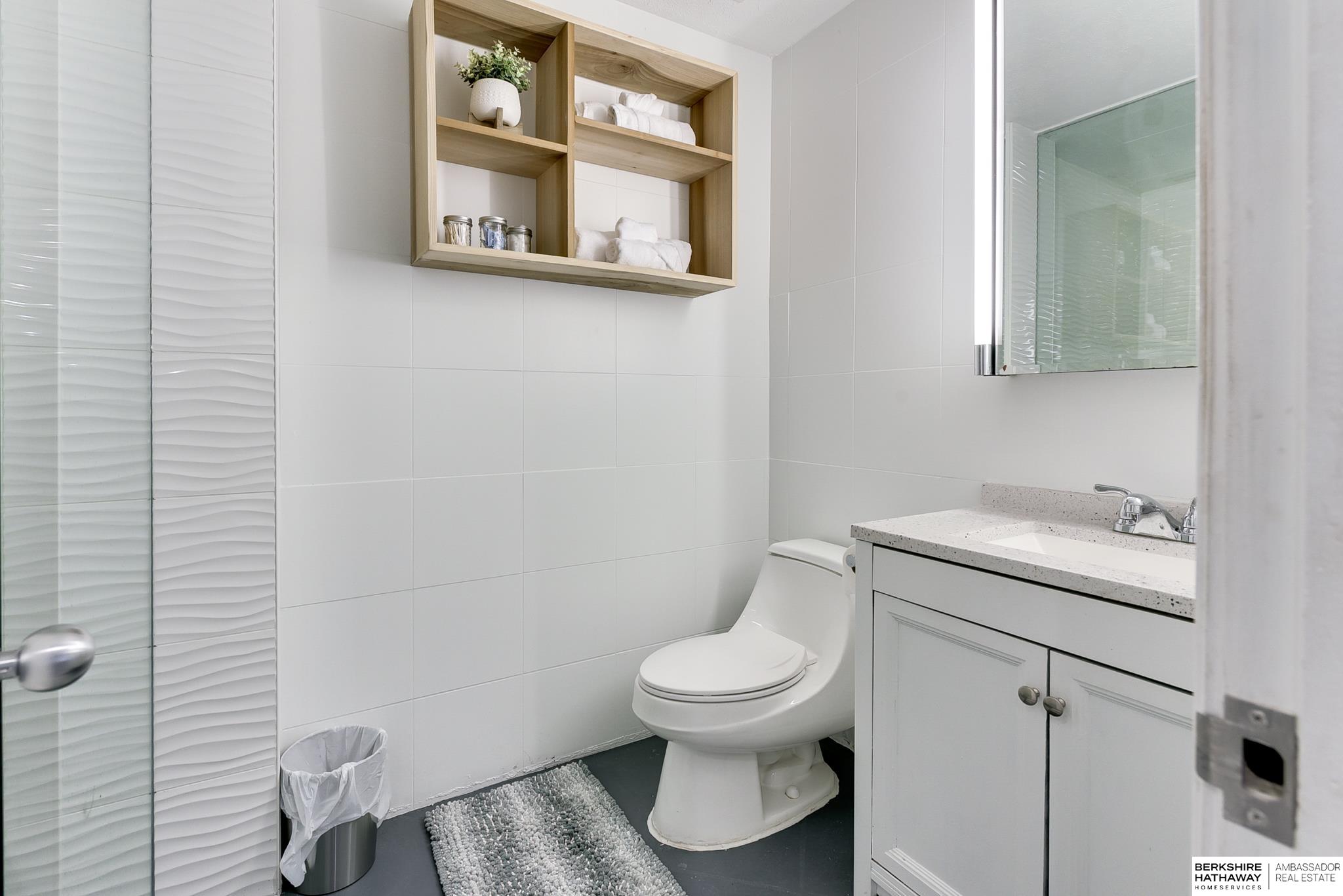 Omaha, Nebraska 68131, United States, 1 Bedroom Bedrooms, ,1 BathroomBathrooms,Residential,Active,169000