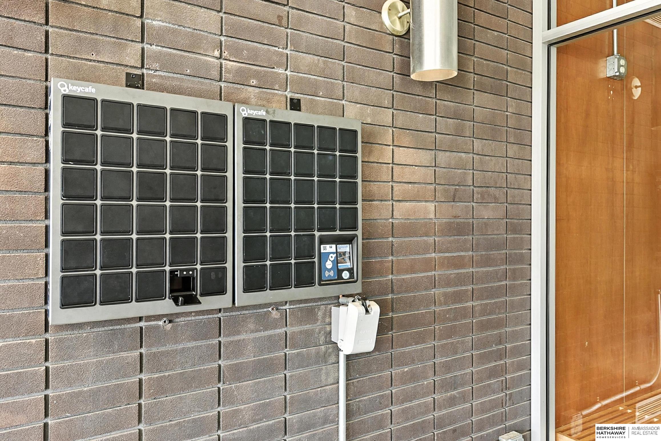 Omaha, Nebraska 68131, United States, 1 Bedroom Bedrooms, ,1 BathroomBathrooms,Residential,Active,169000