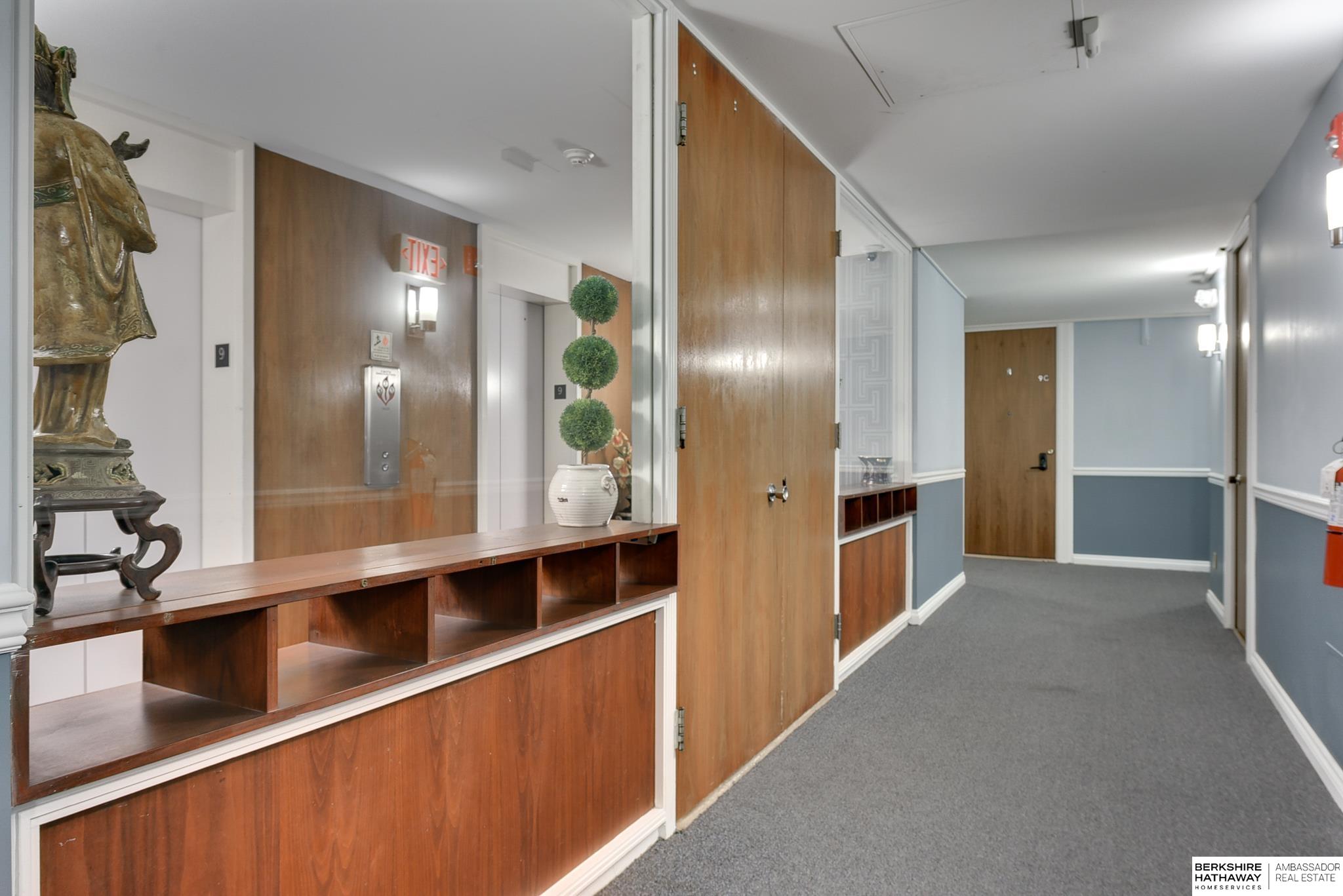 Omaha, Nebraska 68131, United States, 1 Bedroom Bedrooms, ,1 BathroomBathrooms,Residential,Active,169000