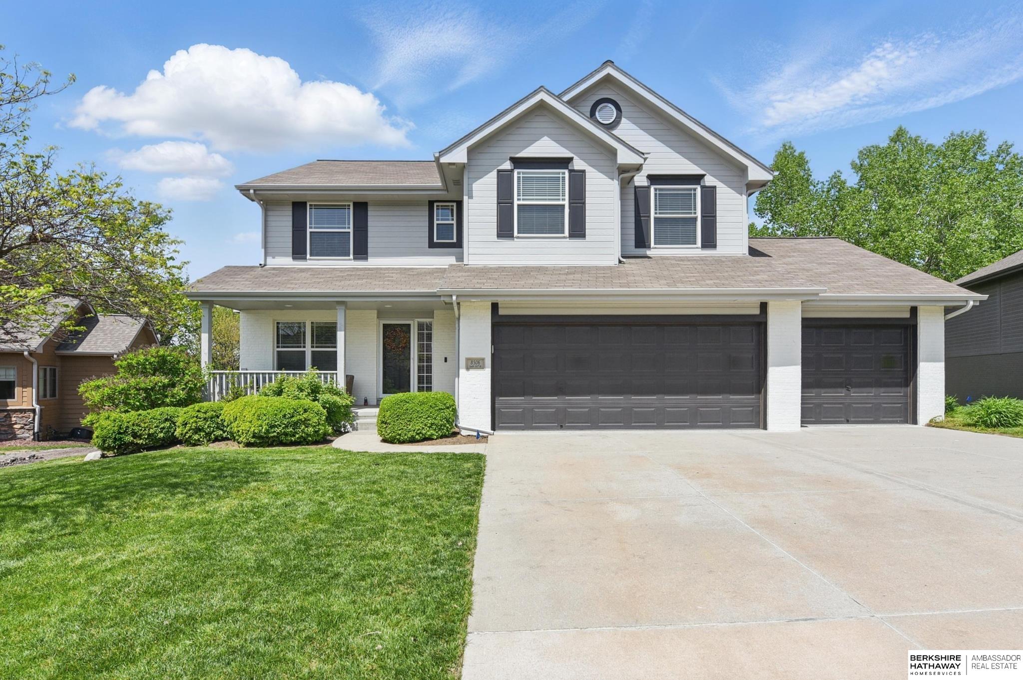 La Vista, Nebraska 68128, United States, 4 Bedrooms Bedrooms, ,3 BathroomsBathrooms,Residential,Active,128772