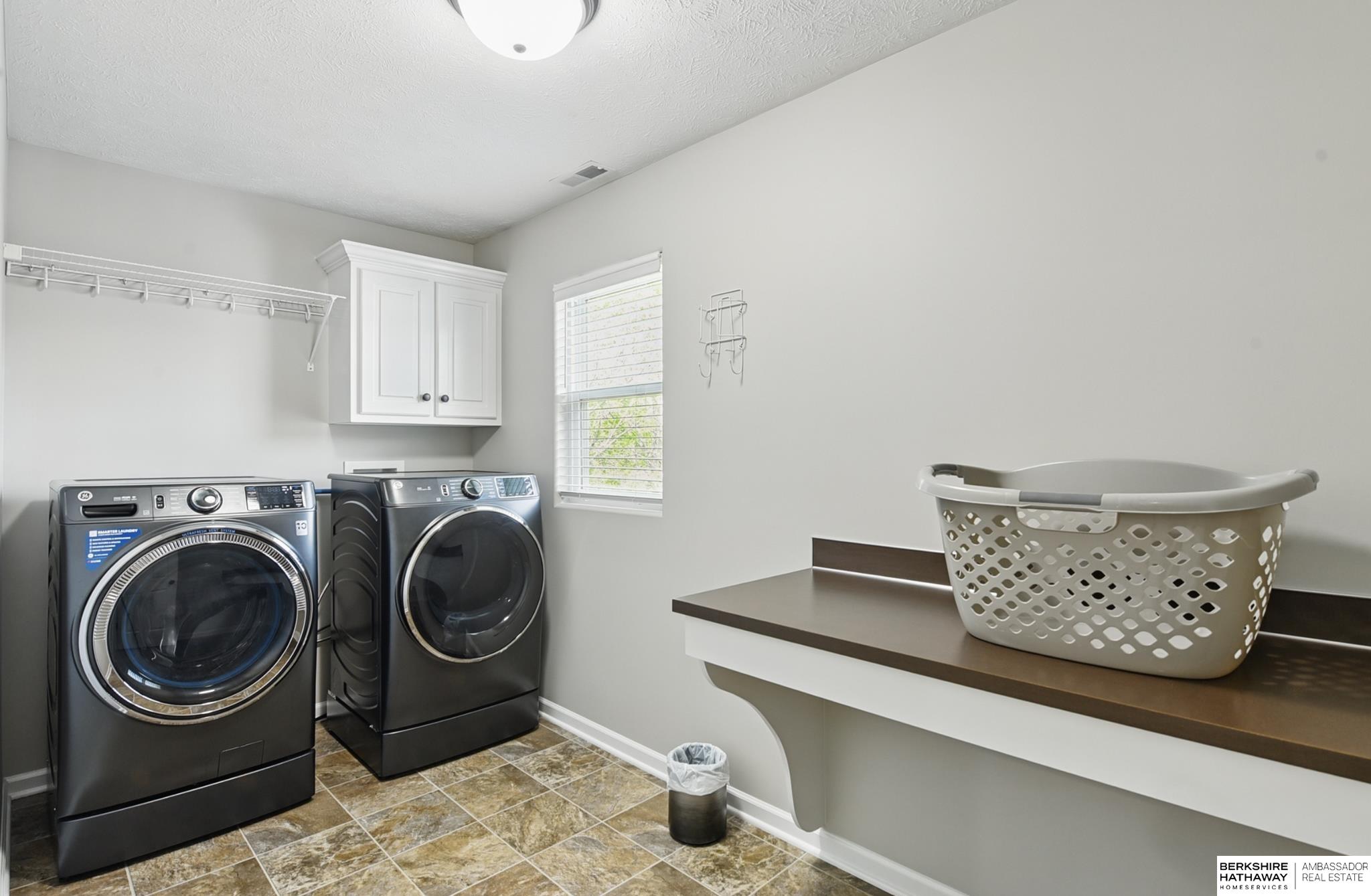 La Vista, Nebraska 68128, United States, 4 Bedrooms Bedrooms, ,3 BathroomsBathrooms,Residential,Active,128772