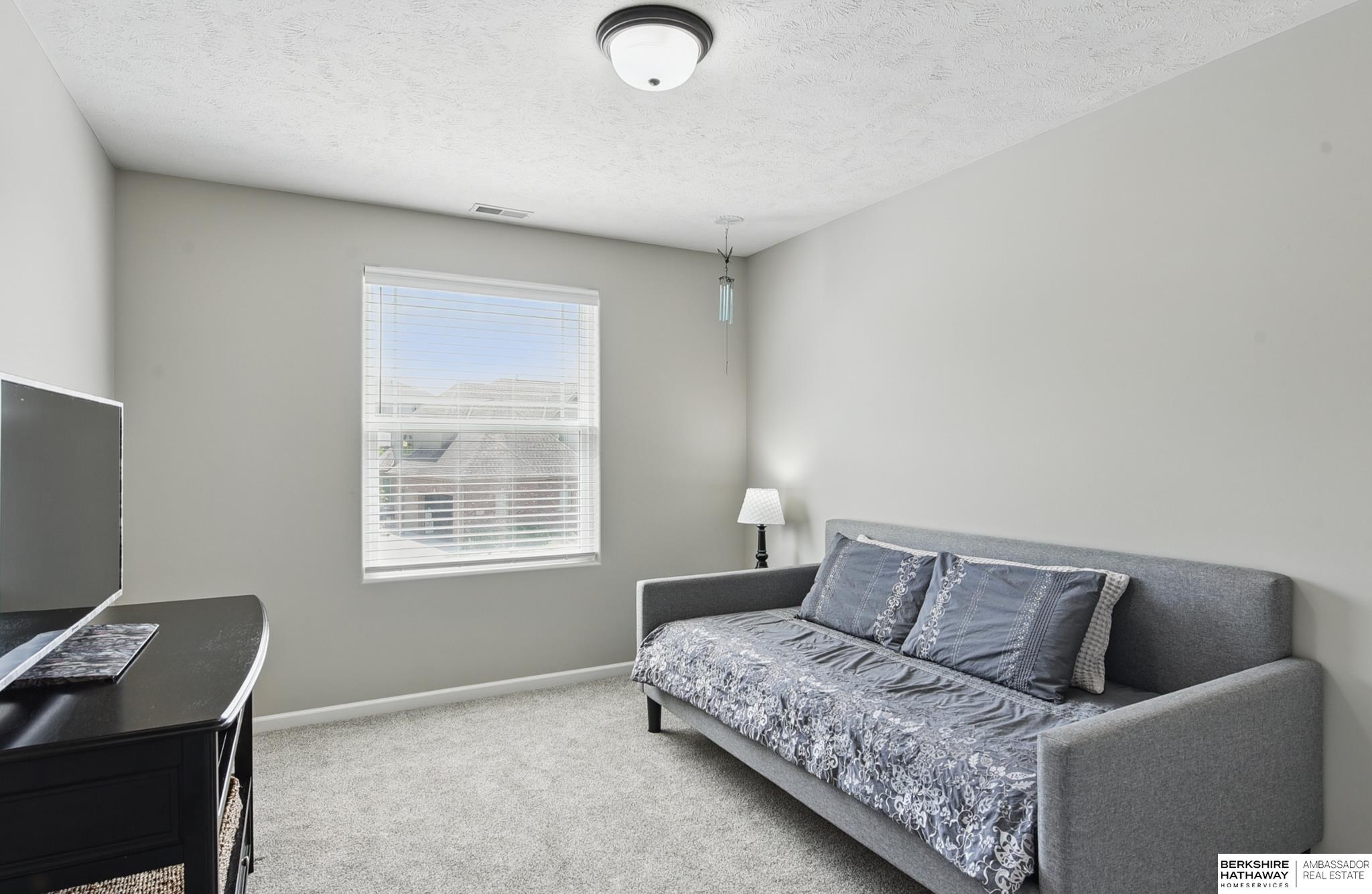 La Vista, Nebraska 68128, United States, 4 Bedrooms Bedrooms, ,3 BathroomsBathrooms,Residential,Active,128772