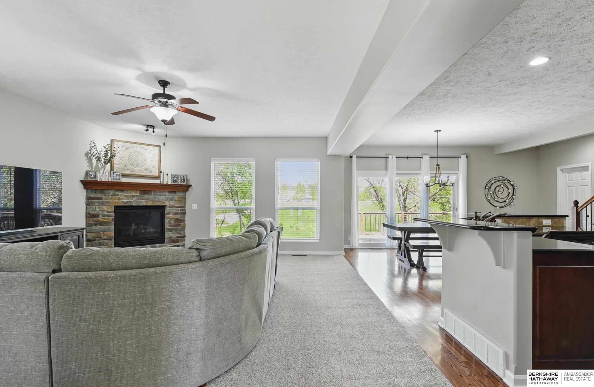 La Vista, Nebraska 68128, United States, 4 Bedrooms Bedrooms, ,3 BathroomsBathrooms,Residential,Active,128772