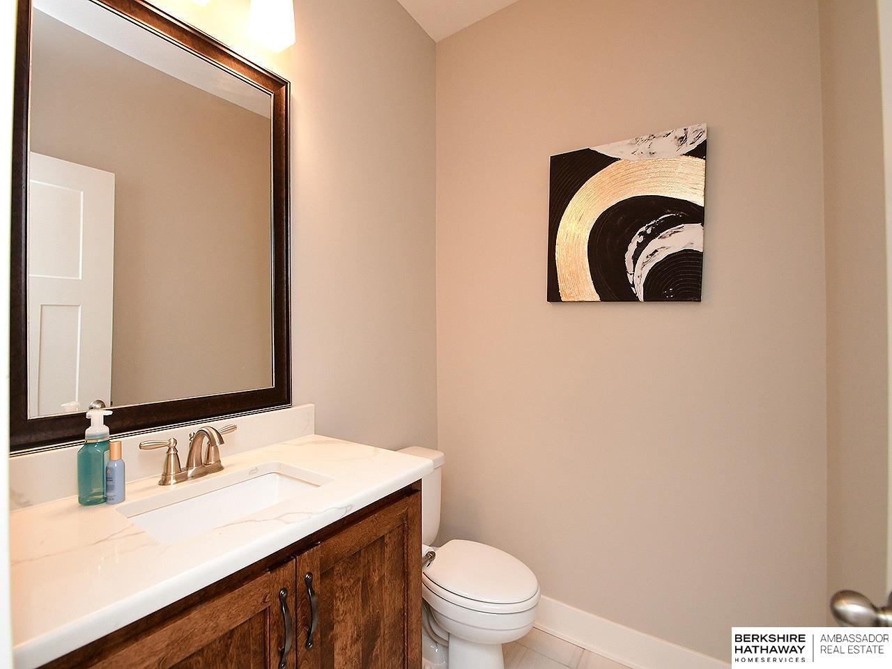 Omaha, Nebraska 68022, United States, 5 Bedrooms Bedrooms, ,4 BathroomsBathrooms,Residential,Active,215359