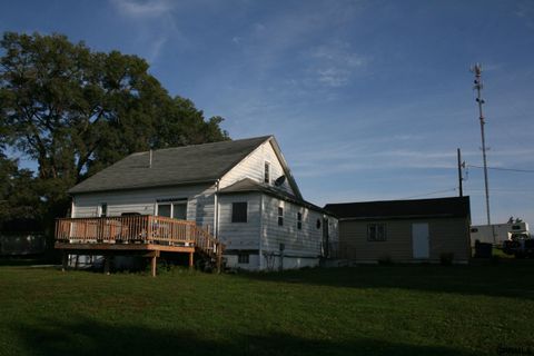 Photo of 1660 W 14Th Street, Crete, NE 68333 (MLS # 22526373)