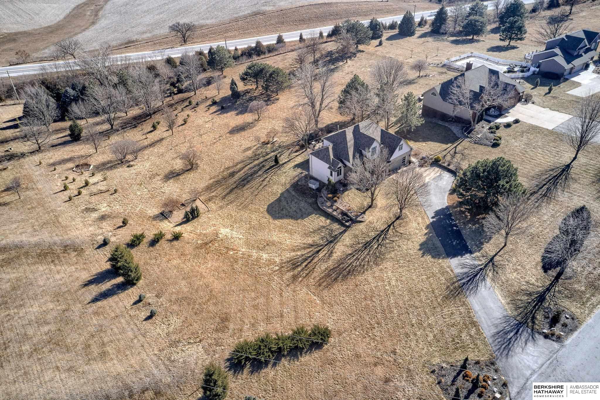 Louisville, Nebraska 68037, United States, 4 Bedrooms Bedrooms, ,4 BathroomsBathrooms,Residential,Active,12693