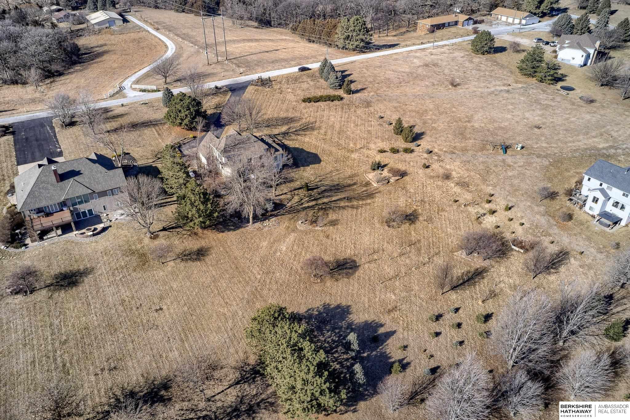 Louisville, Nebraska 68037, United States, 4 Bedrooms Bedrooms, ,4 BathroomsBathrooms,Residential,Active,12693