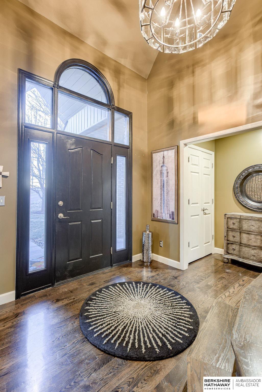 Louisville, Nebraska 68037, United States, 4 Bedrooms Bedrooms, ,4 BathroomsBathrooms,Residential,Active,12693