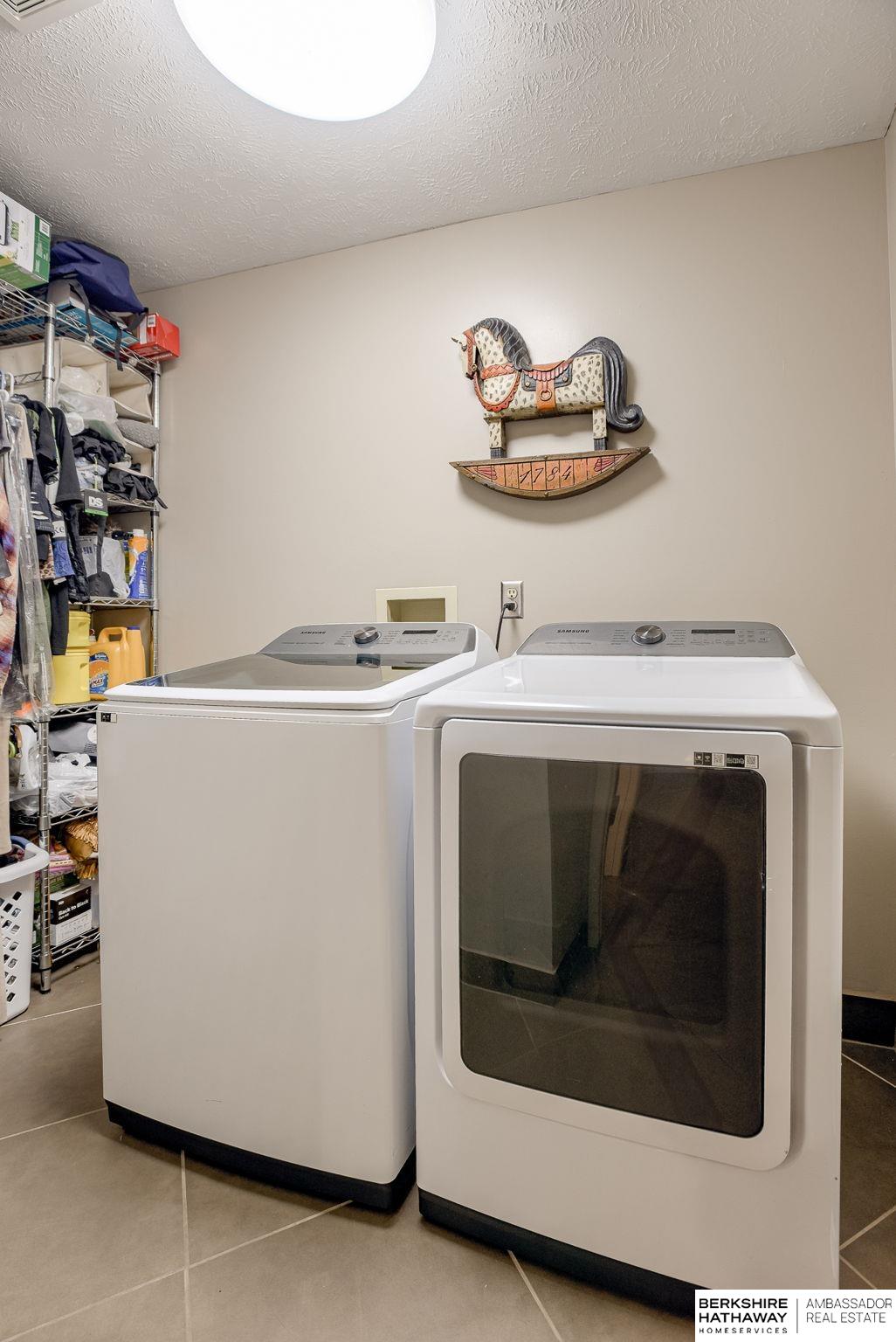 Louisville, Nebraska 68037, United States, 4 Bedrooms Bedrooms, ,4 BathroomsBathrooms,Residential,Active,12693