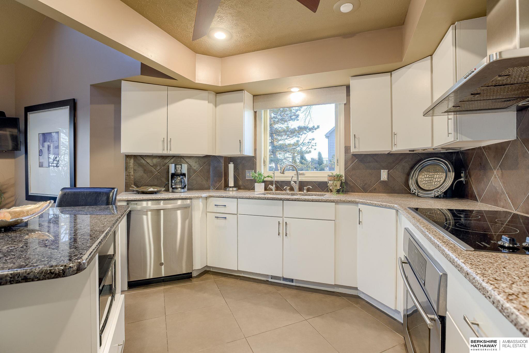 Louisville, Nebraska 68037, United States, 4 Bedrooms Bedrooms, ,4 BathroomsBathrooms,Residential,Active,12693