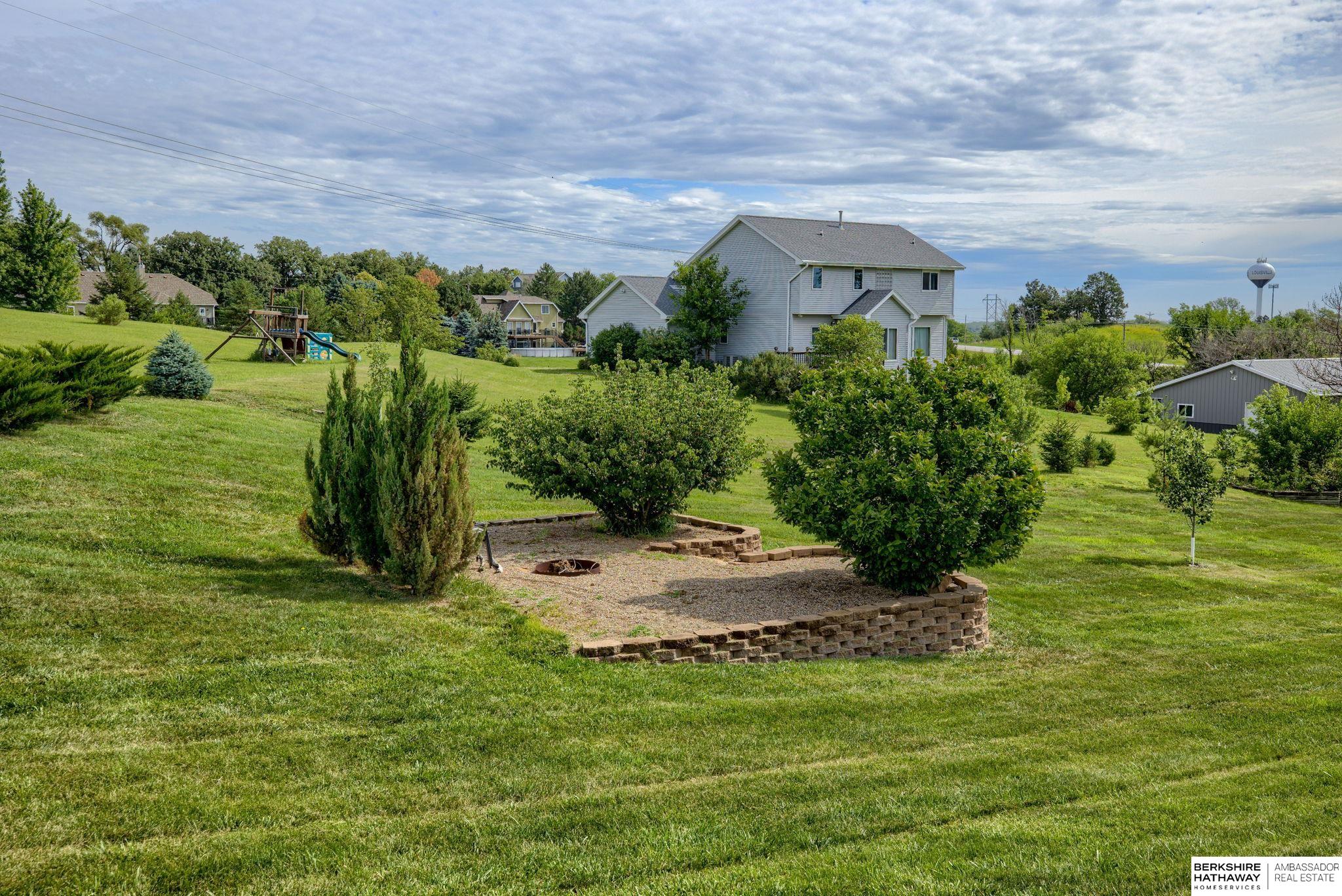 Louisville, Nebraska 68037, United States, 4 Bedrooms Bedrooms, ,4 BathroomsBathrooms,Residential,Active,12693