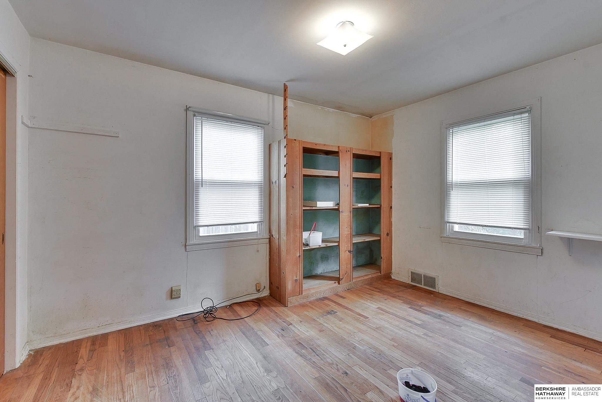 Omaha, Nebraska 68114, United States, 3 Bedrooms Bedrooms, ,1 BathroomBathrooms,Residential,Active,236933