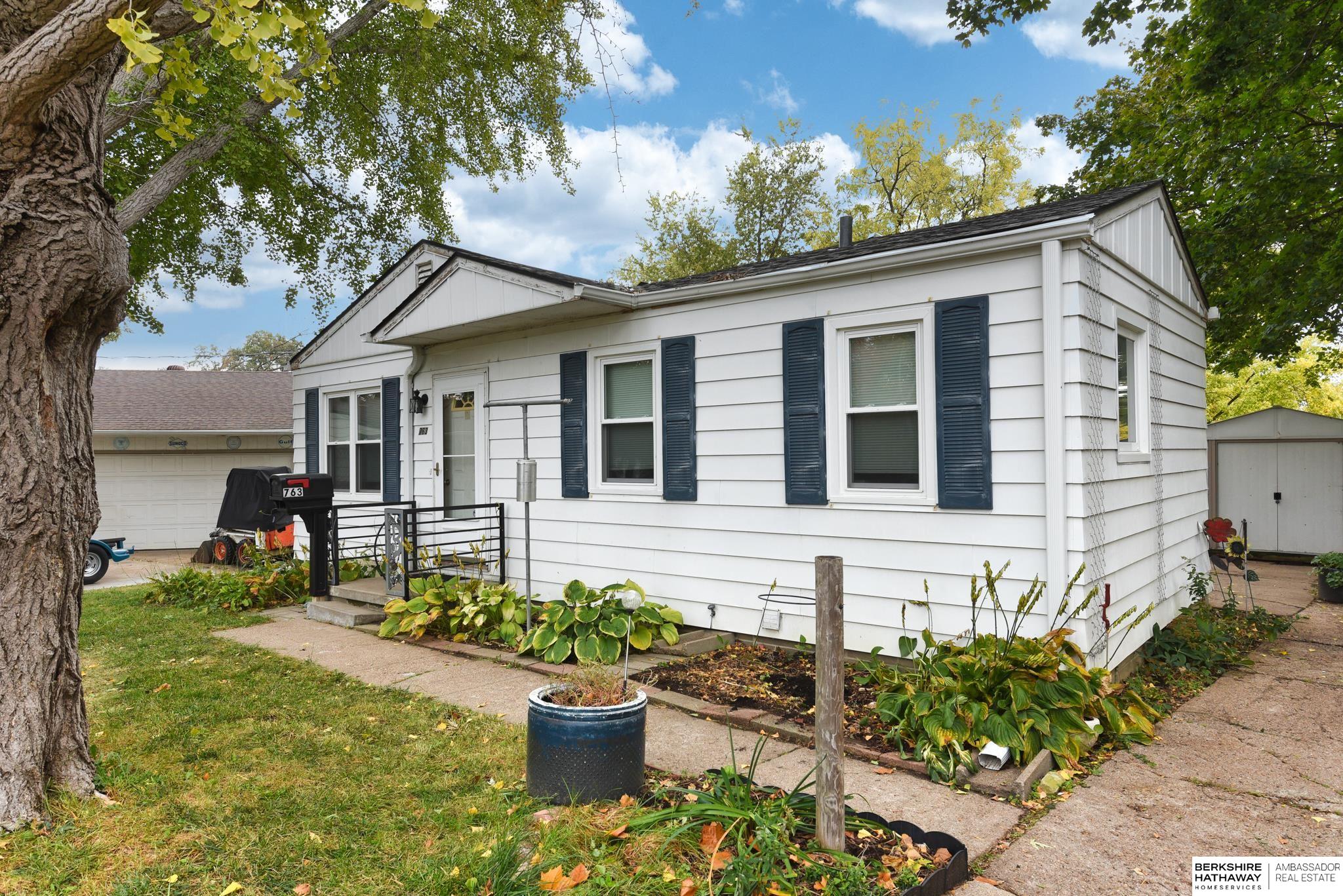 Omaha, Nebraska 68114, United States, 3 Bedrooms Bedrooms, ,1 BathroomBathrooms,Residential,Active,236933