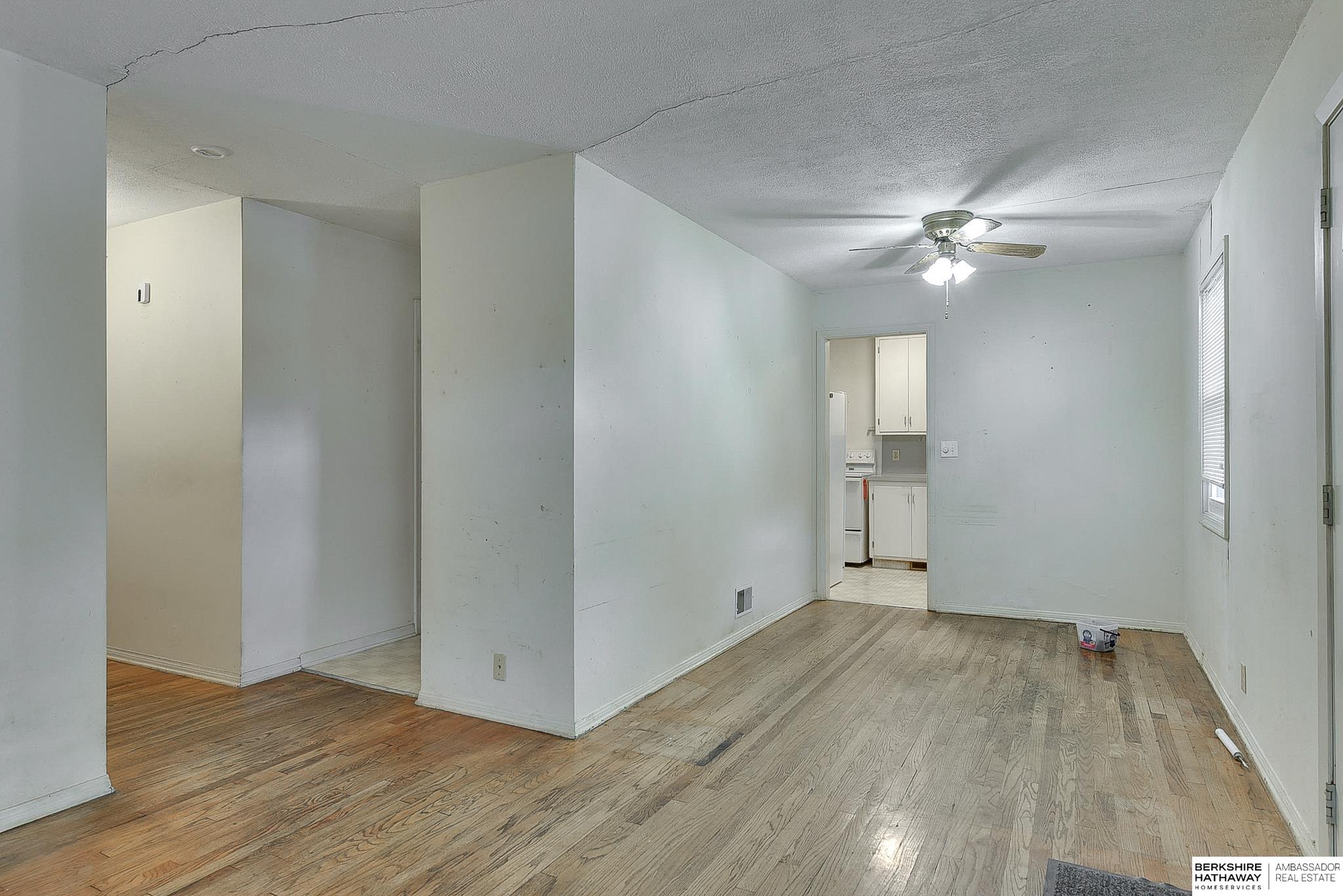 Omaha, Nebraska 68114, United States, 3 Bedrooms Bedrooms, ,1 BathroomBathrooms,Residential,Active,236933