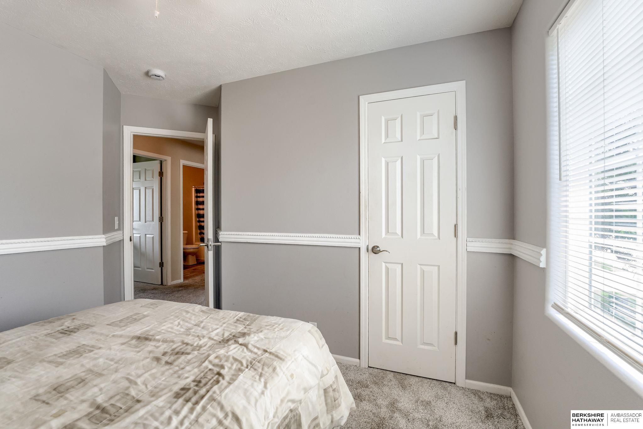 Omaha, Nebraska 68123, United States, 3 Bedrooms Bedrooms, ,2 BathroomsBathrooms,Residential,Pending,183325