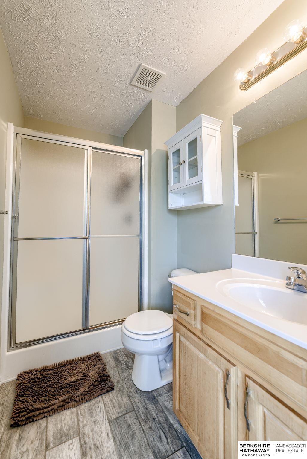 Omaha, Nebraska 68123, United States, 3 Bedrooms Bedrooms, ,2 BathroomsBathrooms,Residential,Pending,183325