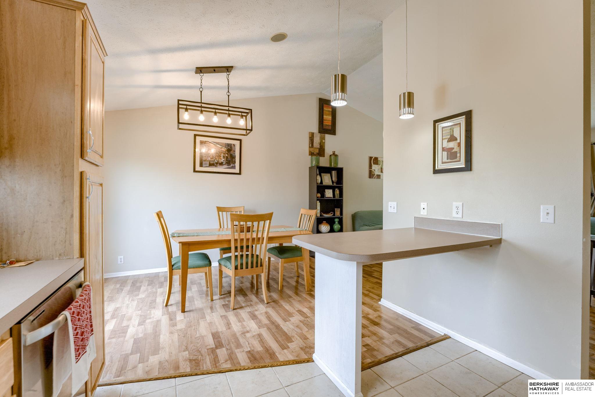 Omaha, Nebraska 68123, United States, 3 Bedrooms Bedrooms, ,2 BathroomsBathrooms,Residential,Pending,183325