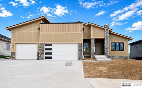Photo of 6231 N 207th Street, Elkhorn, NE 68022 (MLS # 22609086)