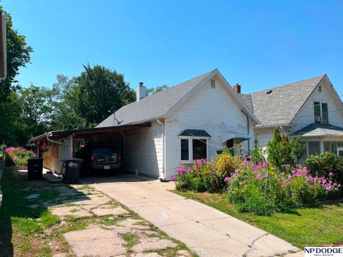 Photo of 2019 Bancroft Street, Omaha, NE 68108 (MLS # 22626014)