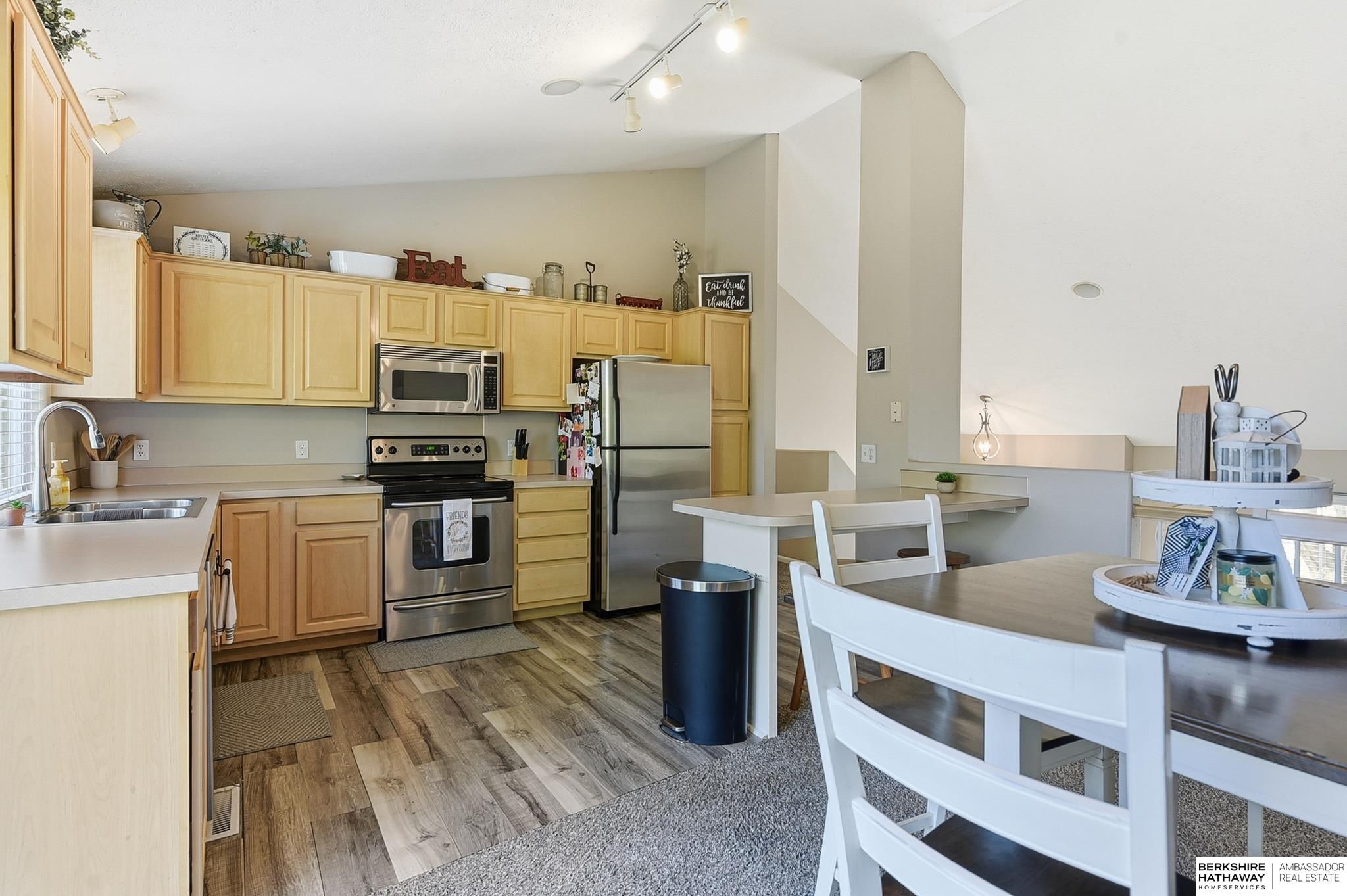 Omaha, Nebraska 68116, United States, 2 Bedrooms Bedrooms, ,2 BathroomsBathrooms,Residential,Active,233789