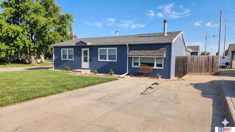 Photo of 7018 Emiline Street, La Vista, NE 68128 (MLS # 22615426)