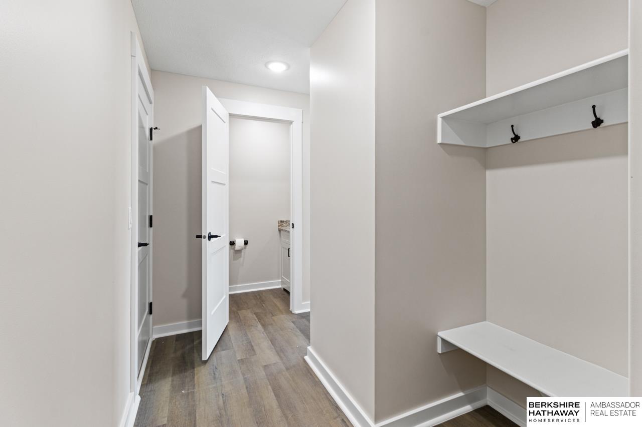 Blair, Nebraska 68008, United States, 4 Bedrooms Bedrooms, ,3 BathroomsBathrooms,Residential,Active,192550