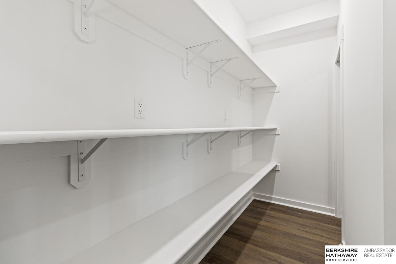 Blair, Nebraska 68008, United States, 4 Bedrooms Bedrooms, ,3 BathroomsBathrooms,Residential,Active,192550