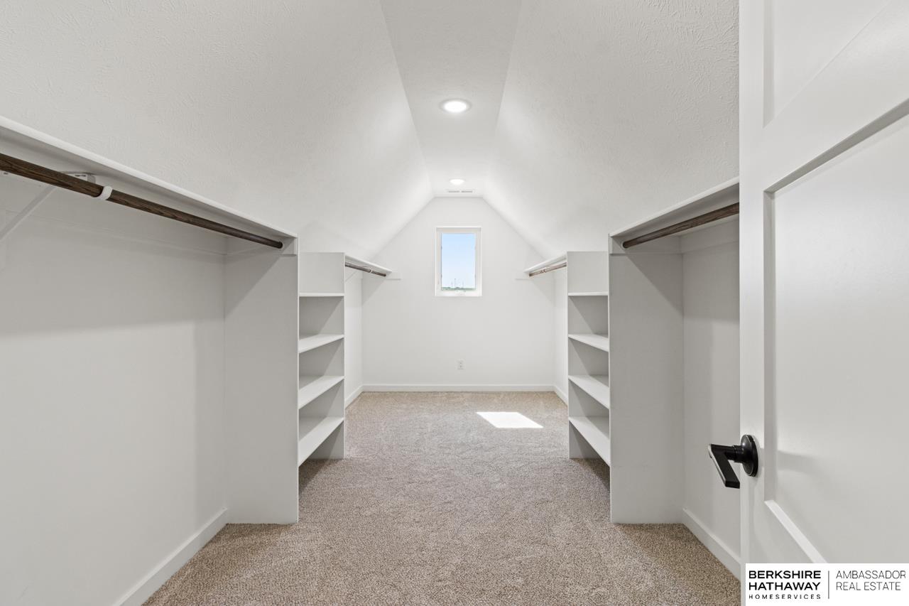 Blair, Nebraska 68008, United States, 4 Bedrooms Bedrooms, ,3 BathroomsBathrooms,Residential,Active,192550